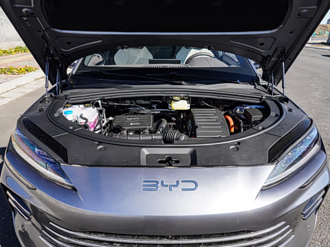 2025 BYD Song Plus Image 23